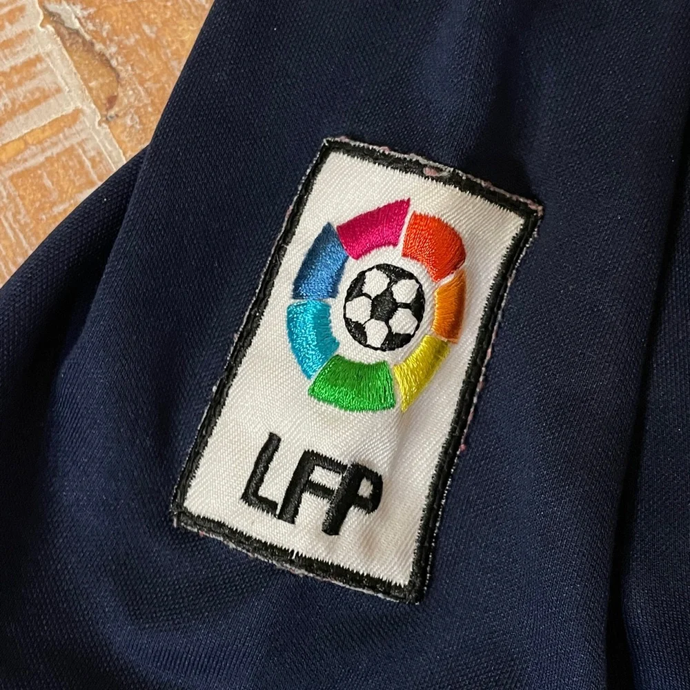 MESSI Jersey - Picture 3 of 12